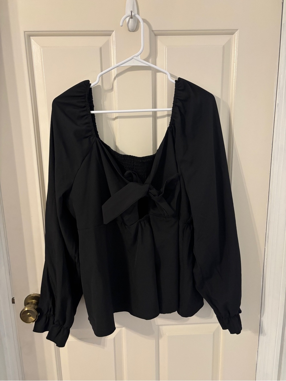 SHEIN Black Long-Sleeve Bow-Front Blouse